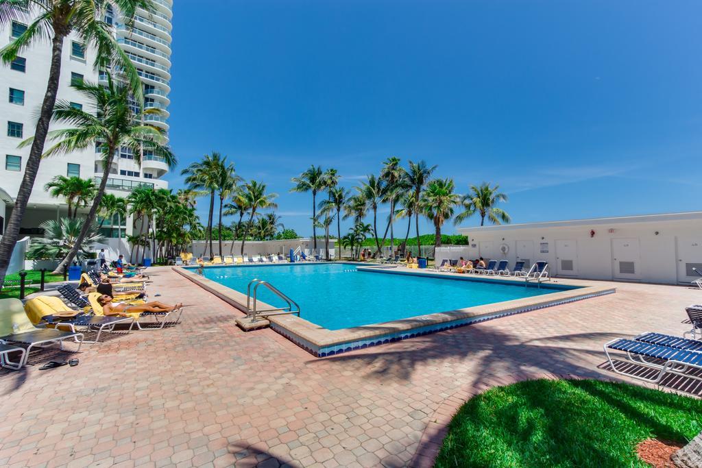 Ocean Front Resort Studio Miami Beach Exterior foto